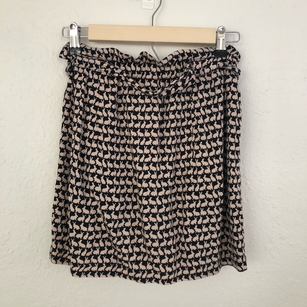 πH&M DIVIDED Tie Waist Bunny Skirt - Picture 3 of 8